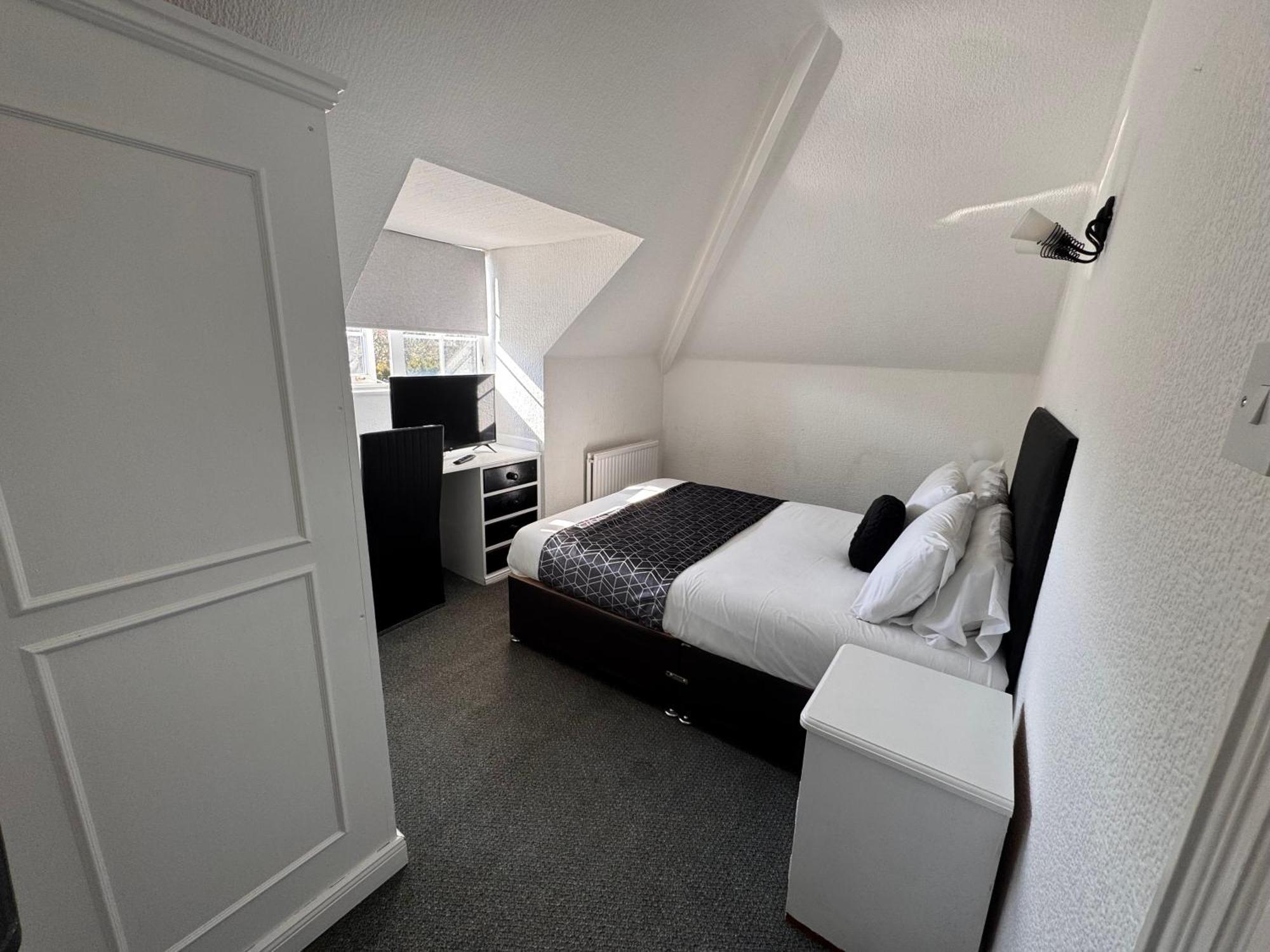 Charnwood Regency Guest House Loughborough Exterior foto